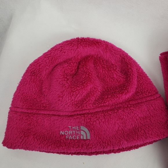 The North Face Girls Denali Thermal Beanie Hat &Scarf SET - Picture 2 of 5